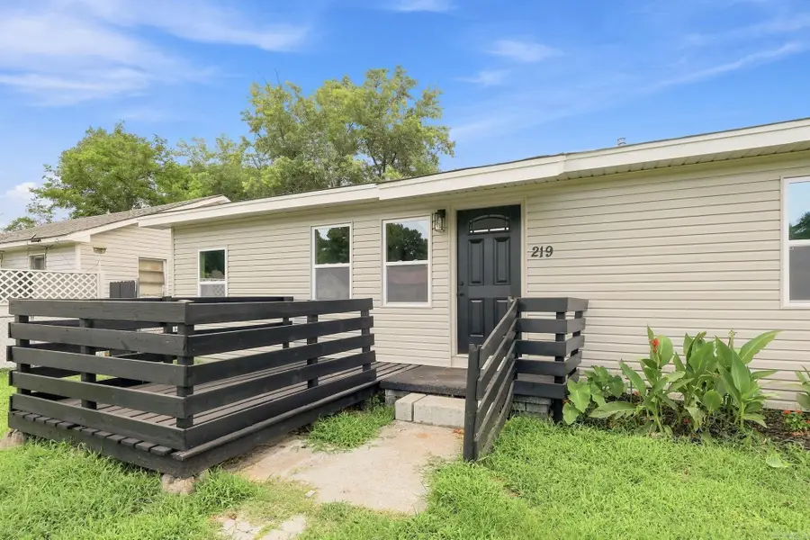 219 2nd Street, North Little Rock, AR 72117 - #3