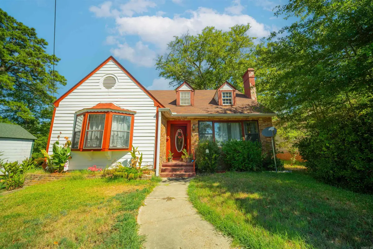 916 Clifton Street, Camden, AR 71701 - #1