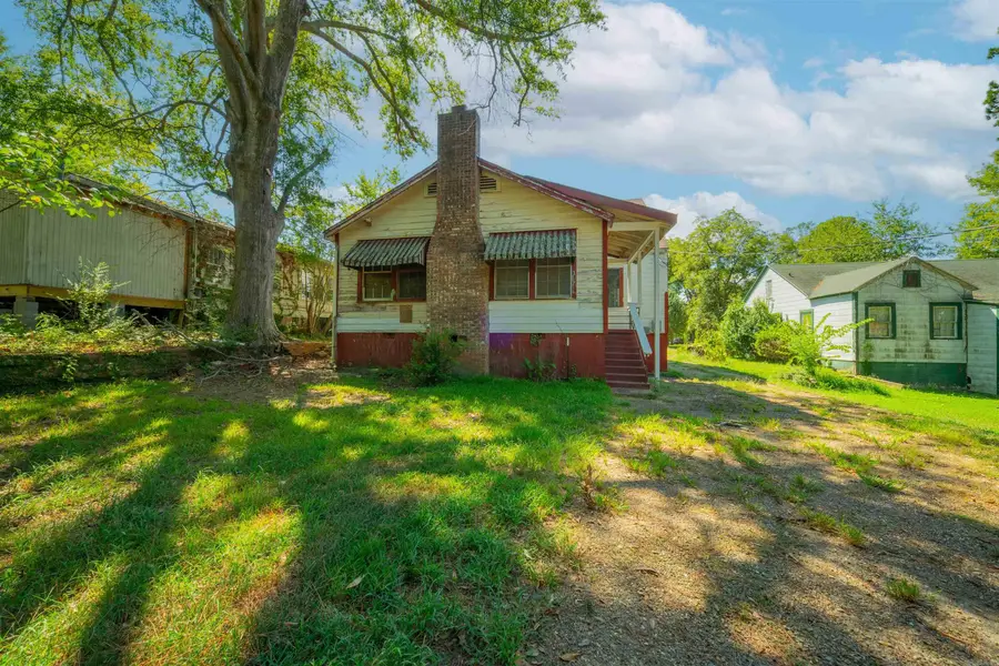 916 Clifton Street, Camden, AR 71701 - #3