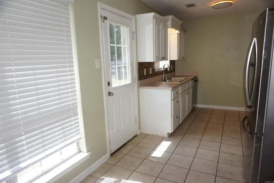 29 Weatherwood Ln, Ward, AR 72176 - #2