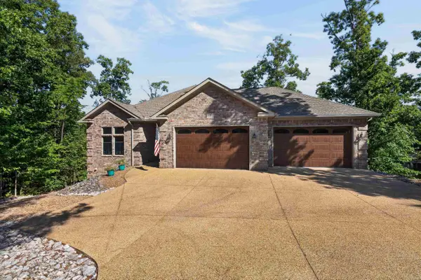 3 Celestial Lane, Hot Springs Village, AR 71909