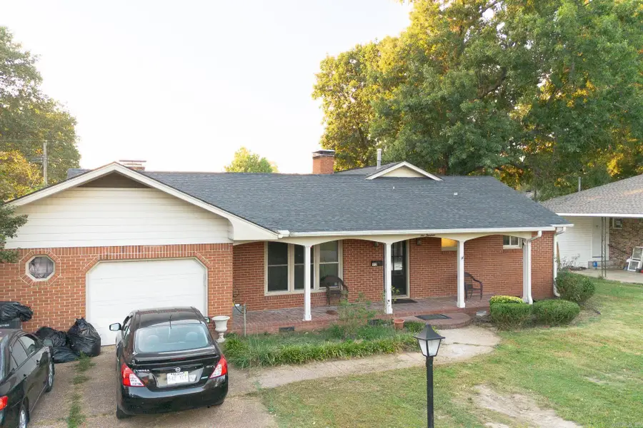 913 NW 5th, Walnut Ridge, AR 72476 - #3
