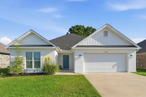 1430 E Siebenmorgen, Conway, AR 72034