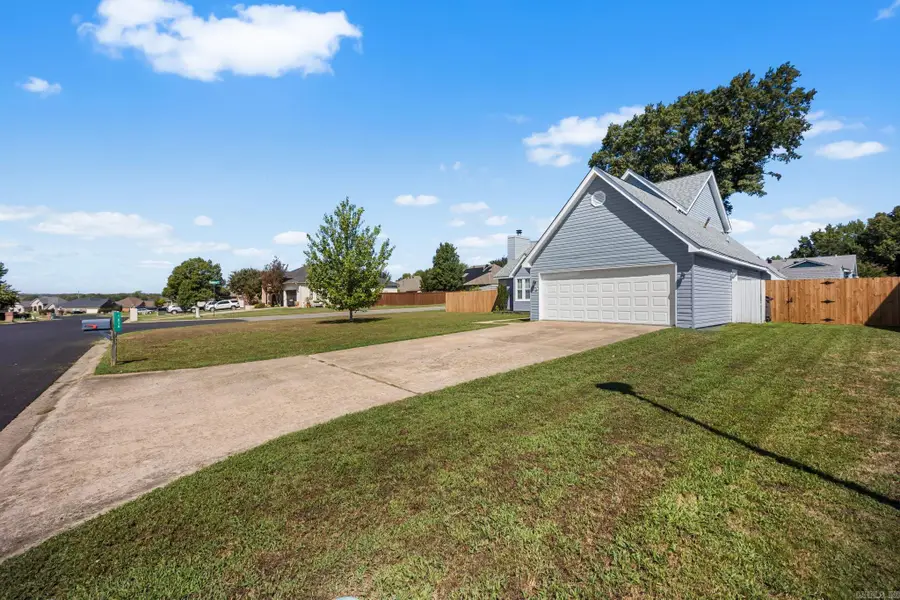 7016 Northlake Drive, Jacksonville, AR 72076 - #2