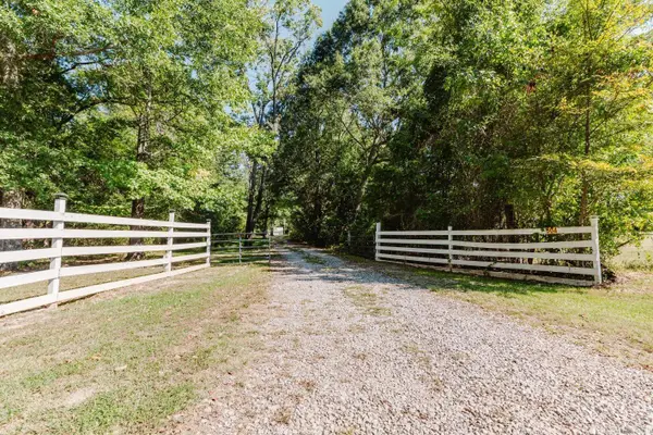 504 Howel Road, Ward, AR 72176