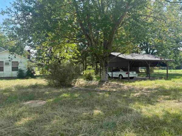 1075 S Vineyard Road, Malvern, AR 72104