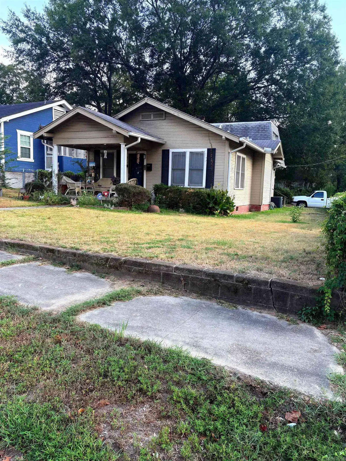 915 W Elm Street, El Dorado, AR 71730 - #1