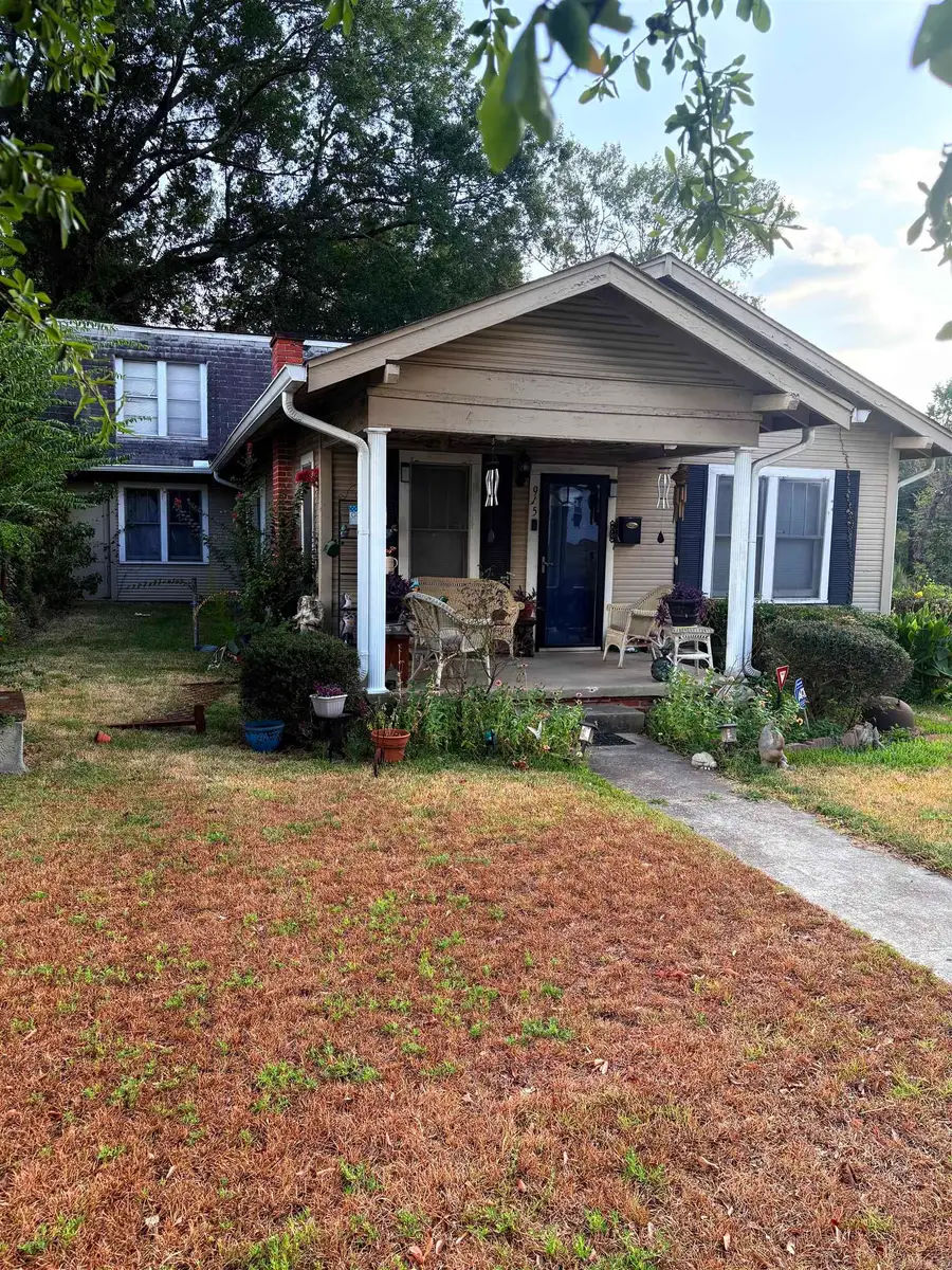 915 W Elm Street, El Dorado, AR 71730 - #2