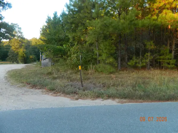 32 Robert Lee Drive Drive, Arkadelphia, AR 71923