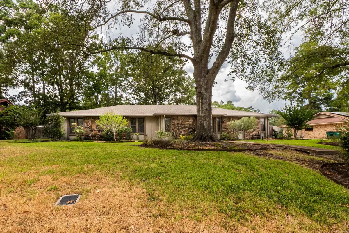 2312 W Elm St, El Dorado, AR 71730 - #1