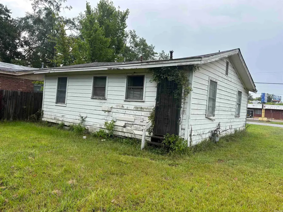 2701 W Pullen, Pine Bluff, AR 71602 - #2
