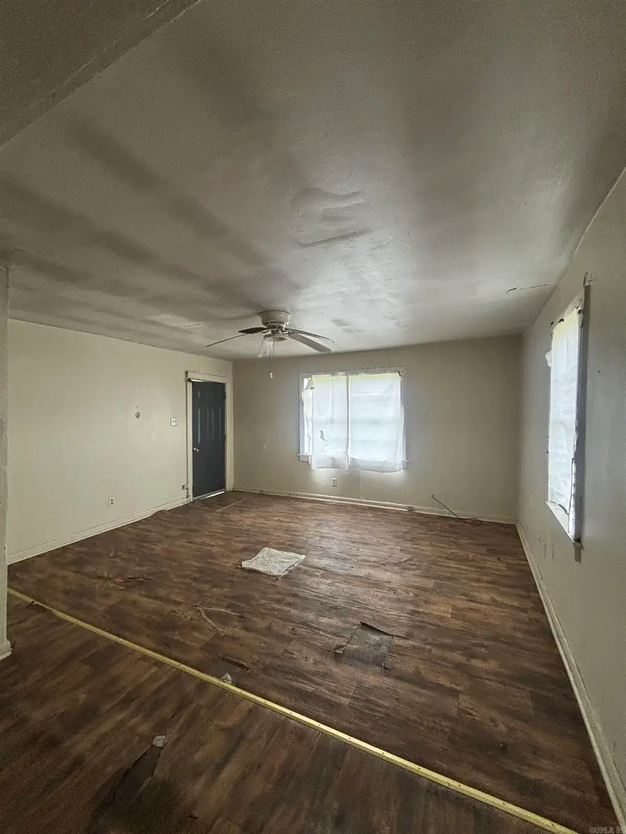 2701 W Pullen, Pine Bluff, AR 71602 - #3