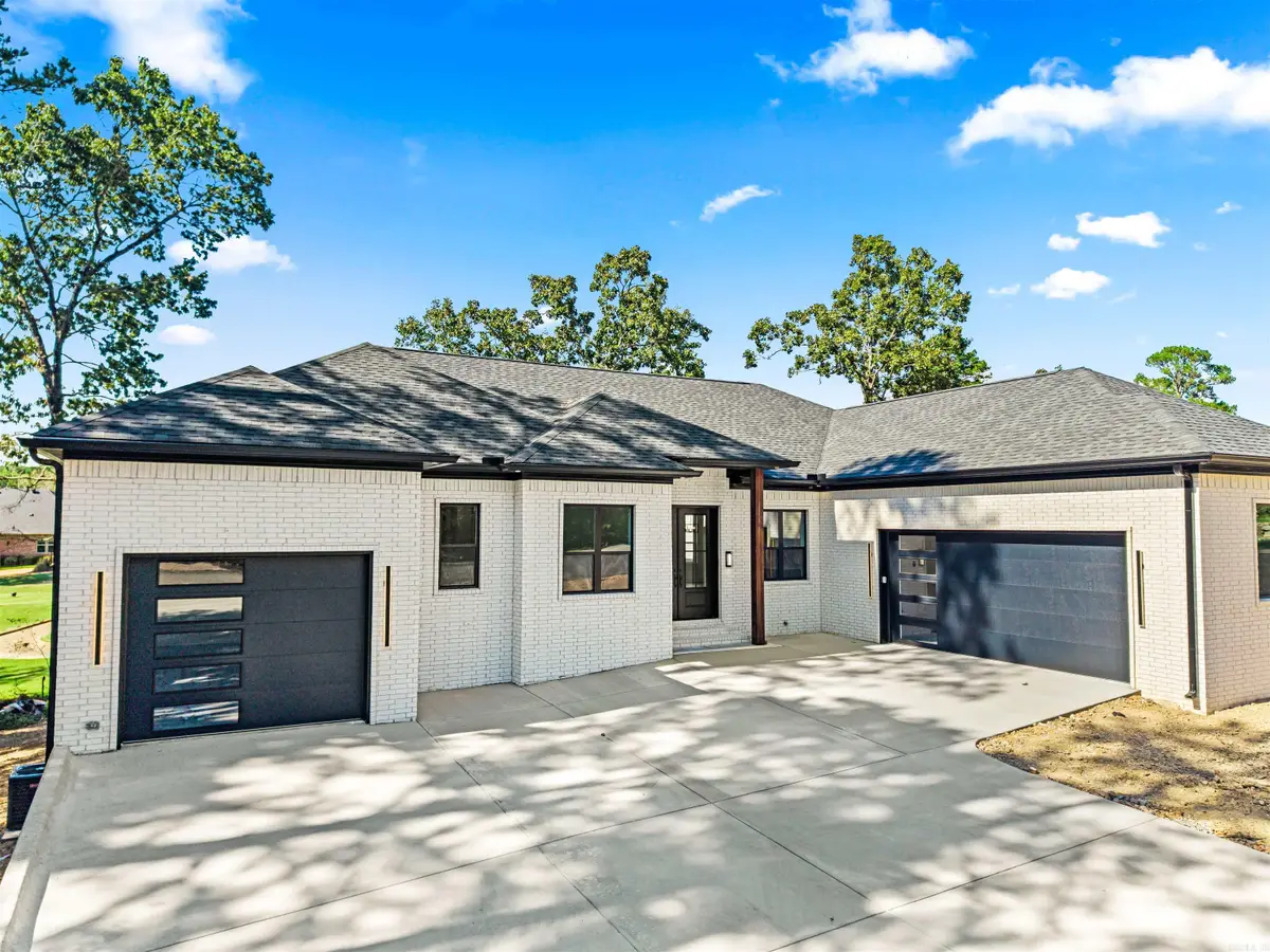 6 Jornada Circle, Hot Springs Village, AR 71909 - #1
