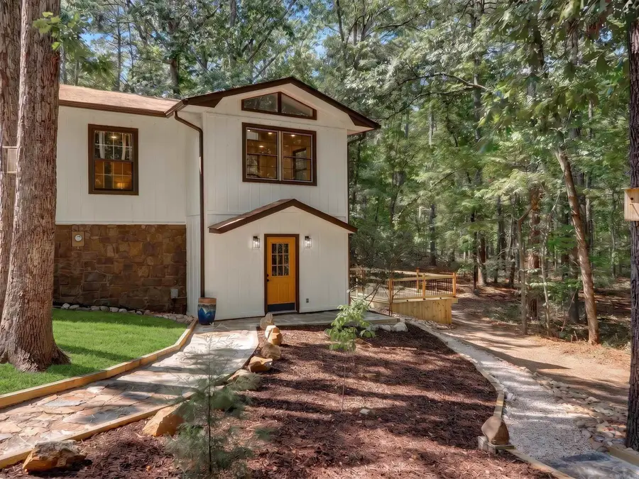 4 Silleda Lane, Hot Springs Village, AR 71909 - #3
