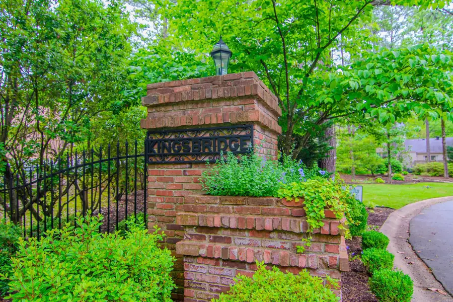 8 Kingsbridge Way #Apt 8, Little Rock, AR 72212 - #3