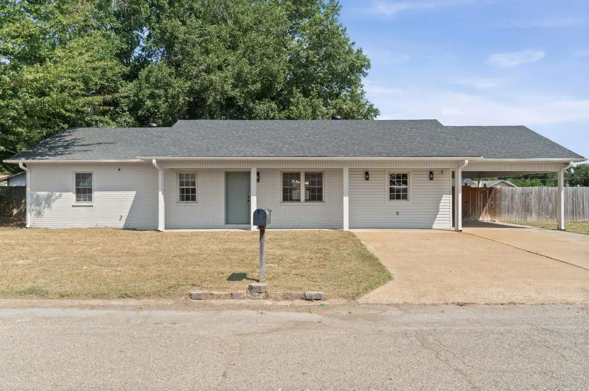 320 E Lawson Avenue, Wynne, AR 72396 - #1
