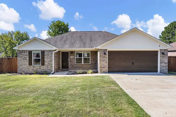 4 Fox Creek Court, Pottsville, AR 72858
