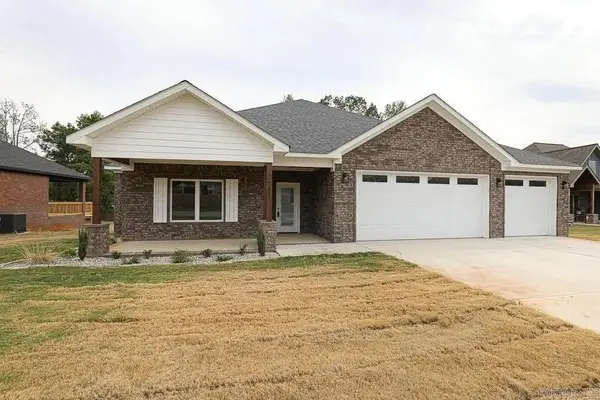 211 Grant Dr Drive, Bryant, AR 72022