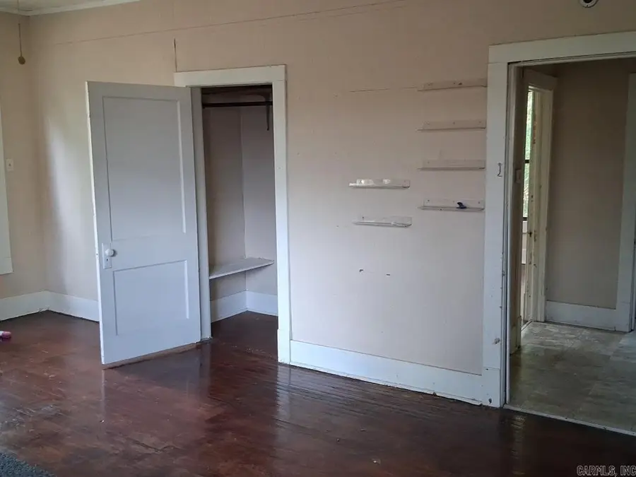 977 Lyons, Camden, AR 71701 - #3