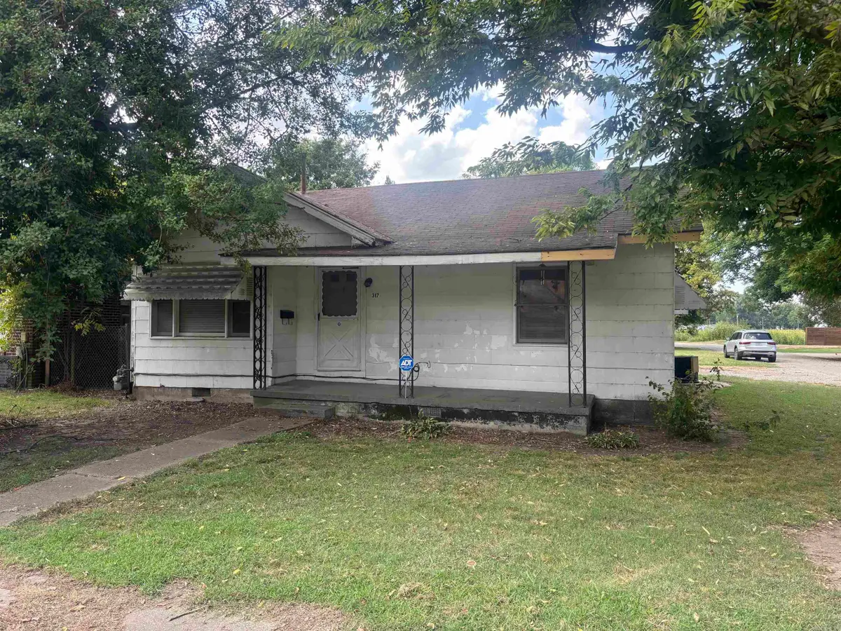 317 W Main Street, Steele, MO 63877 - #1