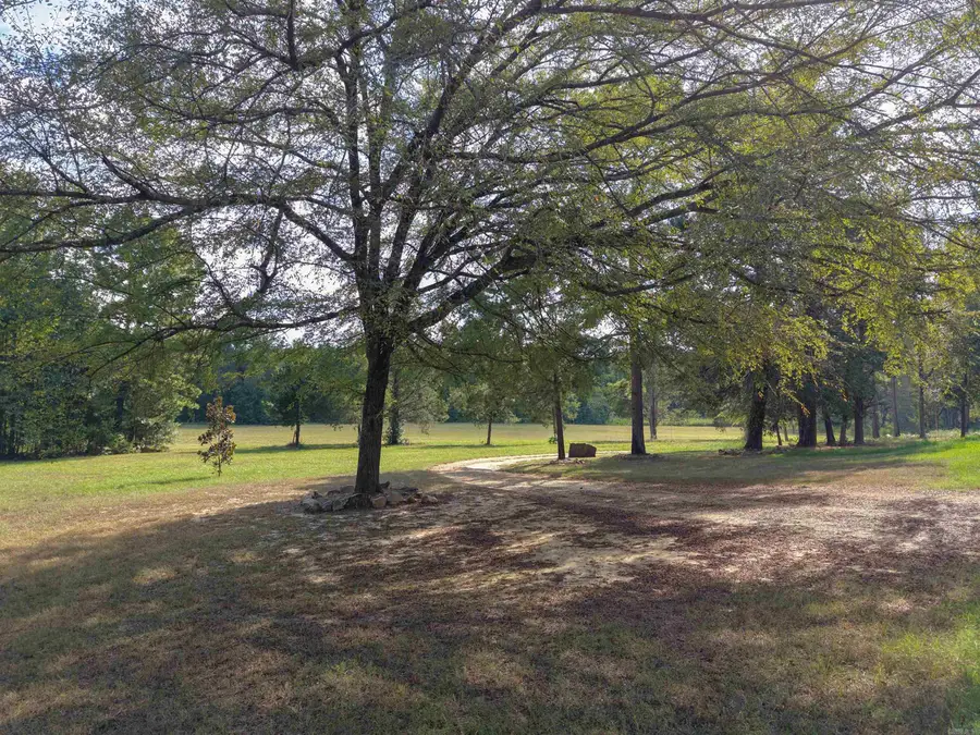 401 South St., Douglassville, TX 75560 - #3