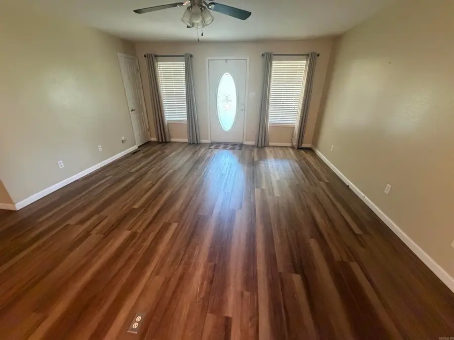 905 W Unity Road, Paragould, AR 72450 - #3