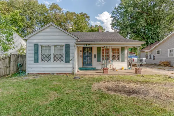 127 W Danner Avenue, West Memphis, AR 72301