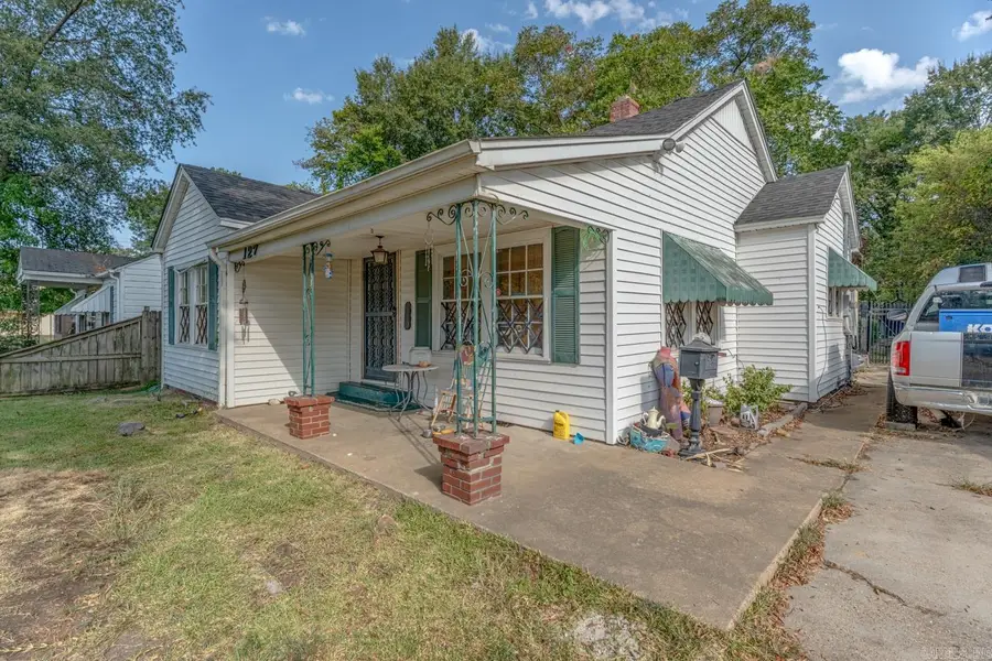 127 W Danner Avenue, West Memphis, AR 72301 - #2