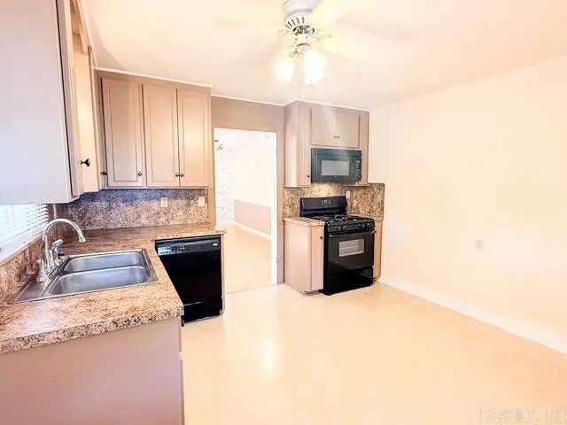 1528 Monroe & 1024 Roosevelt Street, Malvern, AR 72104 - #3