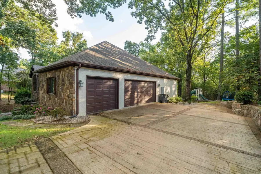312 Lotus Loop, Hot Springs, AR 71901 - #2