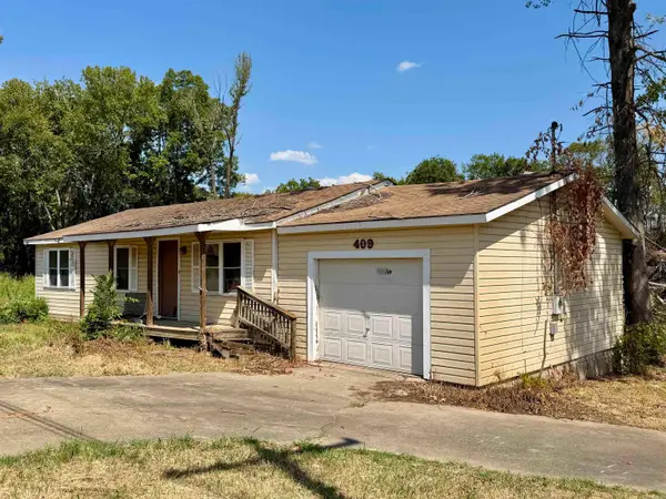409 S Patton St, Clarksville, AR 72830