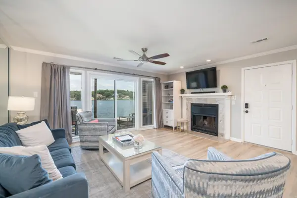1319 Airport Road #1F, Hot Springs, AR 71913