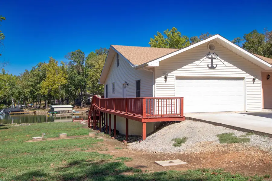 152 E Lakeshore Dr, Cherokee Village, AR 72529 - #2