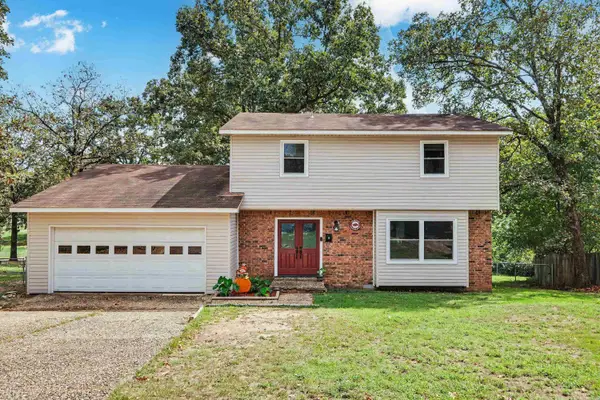 12 Sallisaw Ct, North Little Rock, AR 72116