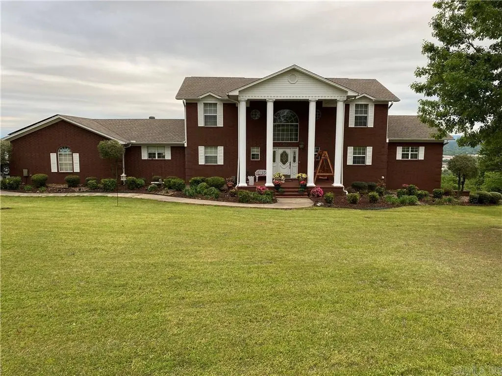 3 Bluff Dr, Russellville, AR 72802 - #1