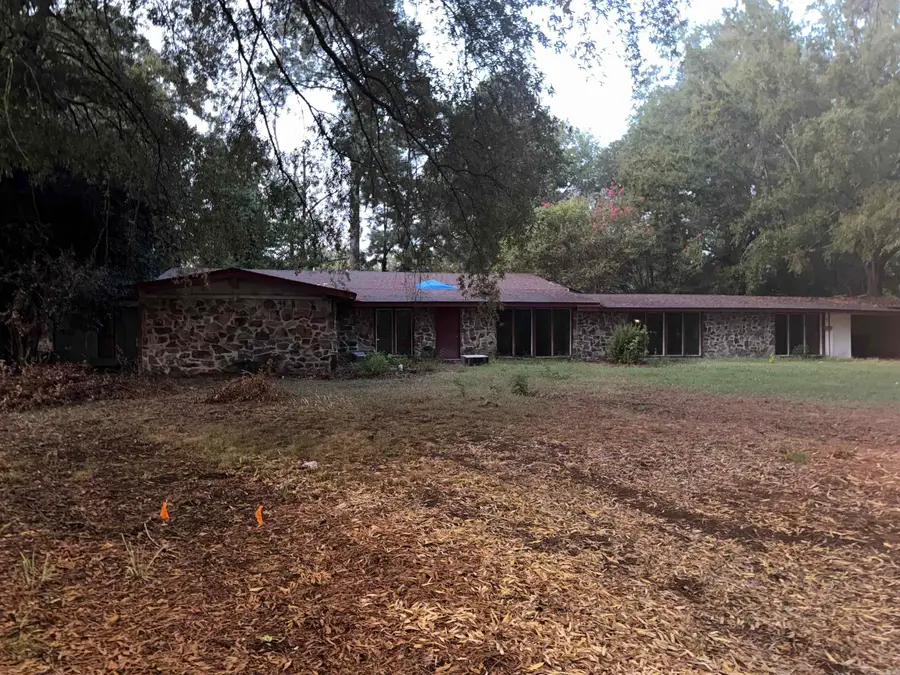 7 Longmeadow Drive, Pine Bluff, AR 71603 - #3
