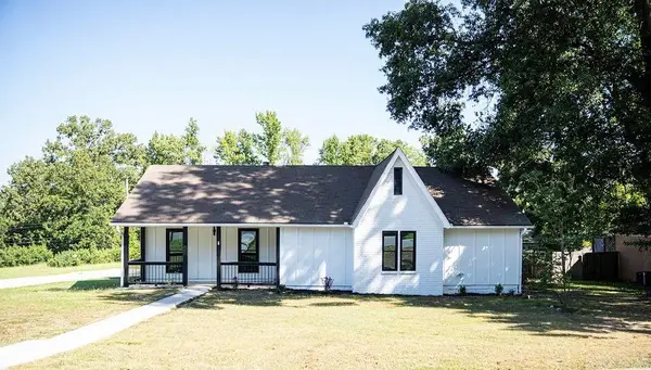 7 Neal Street, Bryant, AR 72022