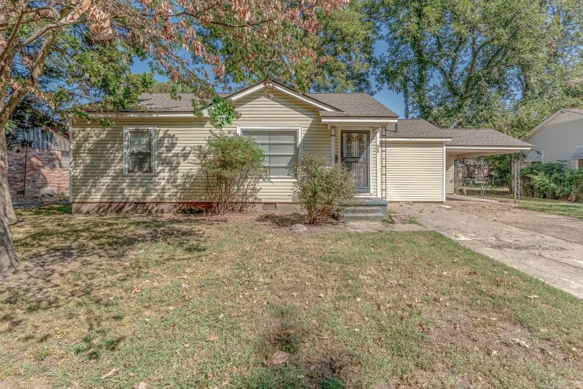 512 W Lee Ave, Osceola, AR 72370 - #1