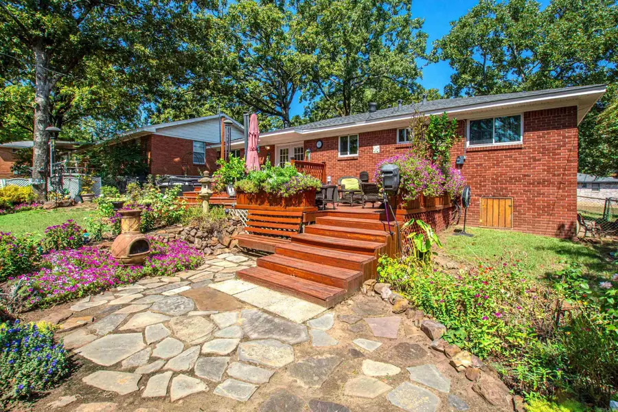903 W 52nd Street, North Little Rock, AR 72118 - #2