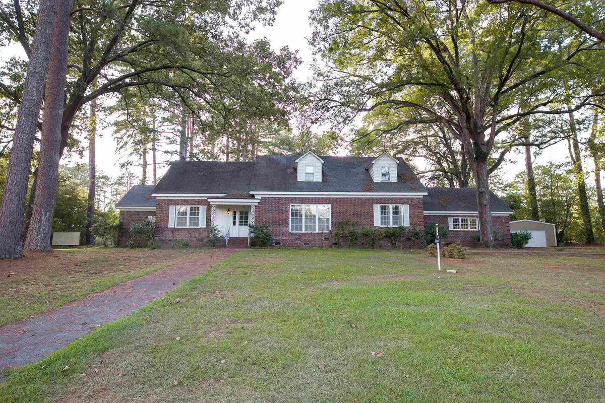 308 Elaine Ave, Camden, AR 71701 - #1