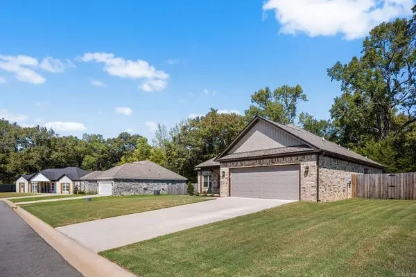 65 Lewis Loop, Greenbrier, AR 72058