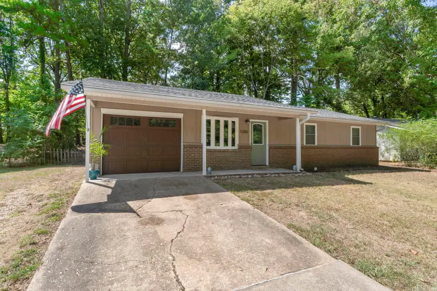 1200 Chris Drive, Benton, AR 72015 - #3