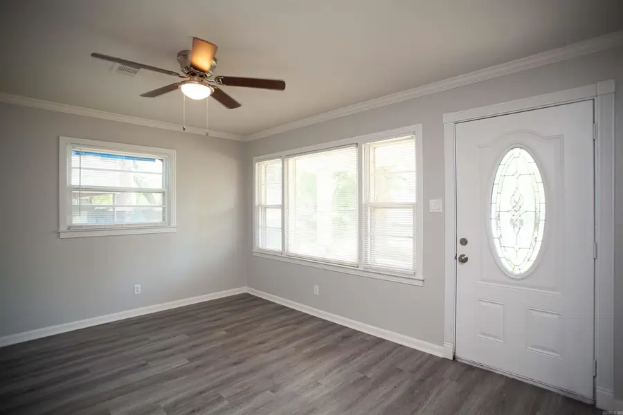 538 Water Street, North Little Rock, AR 72117 - #2