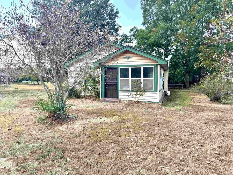 103 N Oak, Brookland, AR 72417 - #2