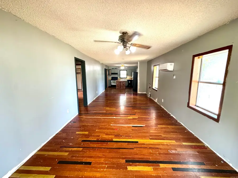 103 N Oak, Brookland, AR 72417 - #3