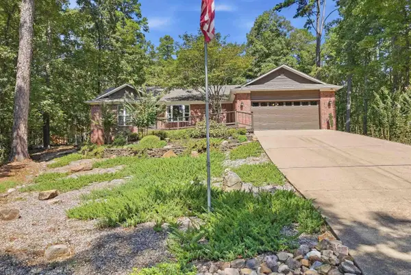 11 Alicante Lane, Hot Springs Village, AR 71909