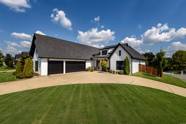 7412 Northwood Drive, Benton, AR 72019