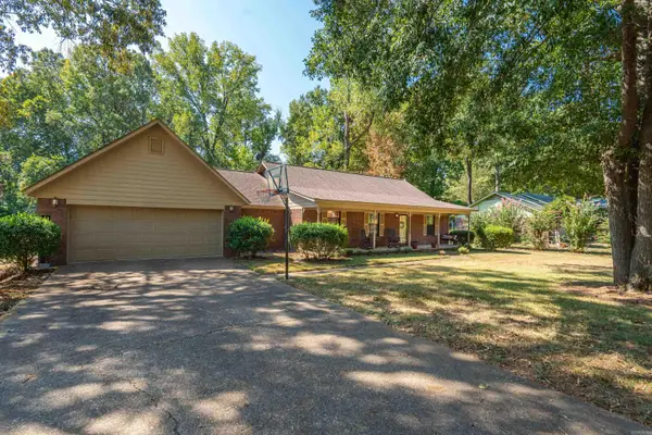11 Edgewood Dr, Arkadelphia, AR 71923