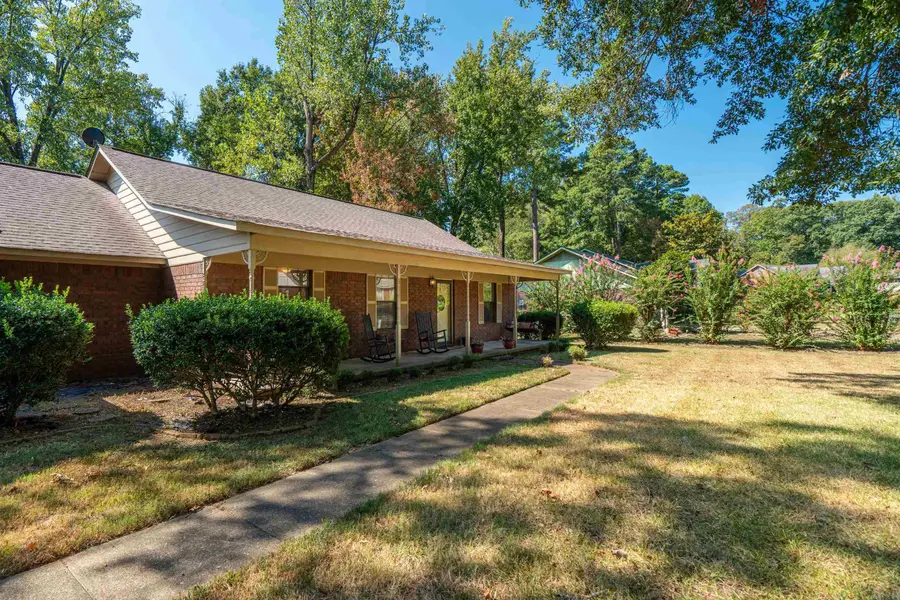 11 Edgewood Dr, Arkadelphia, AR 71923 - #2