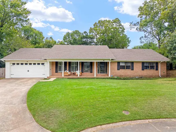 21 Shore Point Road, North Little Rock, AR 72116